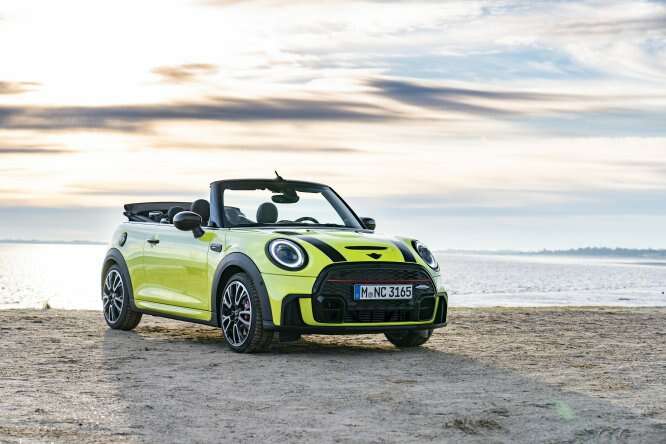 Mini Cabrio, la variante in giallo si fa notare