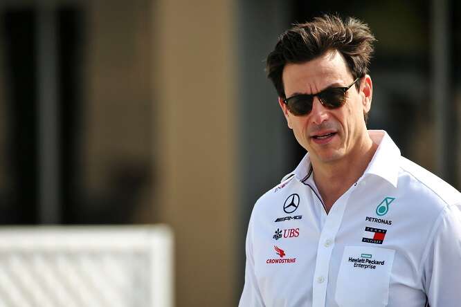 Wolff: “Coppia Max-Russell? Brown getta fango”