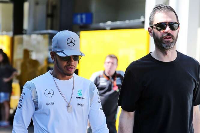 Hamilton si separa dal suo manager