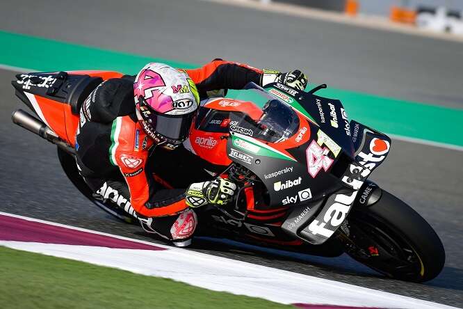 MotoGP | Aprilia ancora in top-10 nel venerdì di Doha