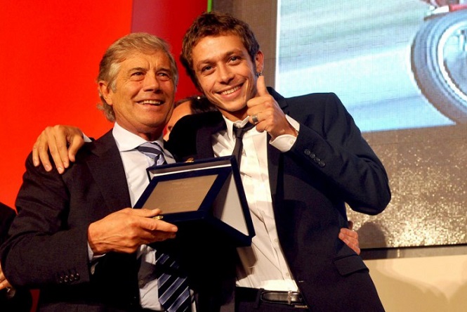 MotoGP | Agostini a Rossi: “Il nostro è uno sport per giovani”