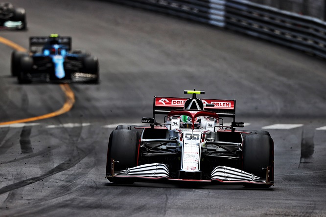 f1 sauber alfa romeo renault alpine