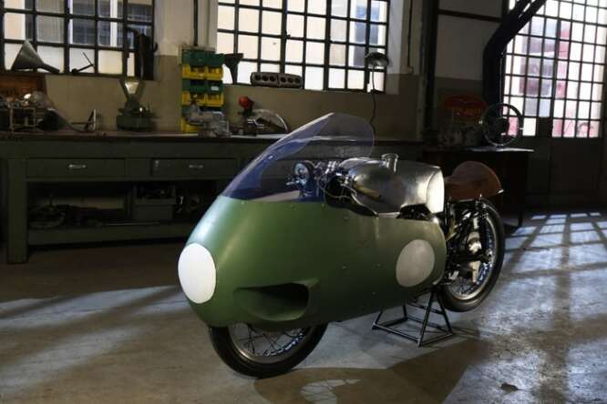 Moto Guzzi, cent’anni di storia al museo Piaggio
