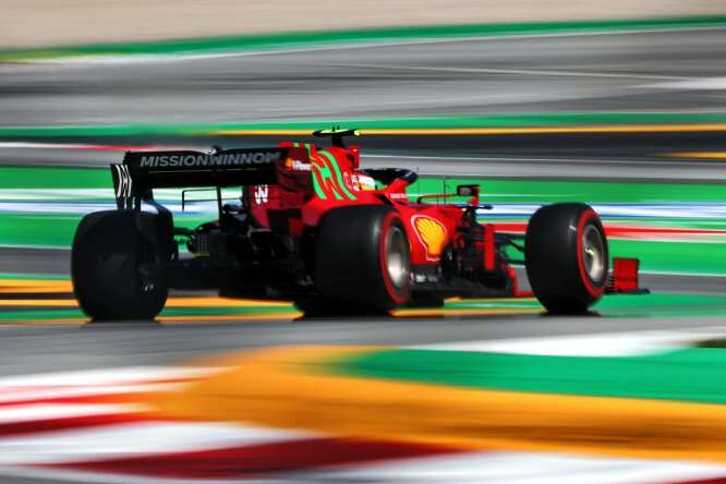 Ferrari: aggiornata la sospensione posteriore in inverno