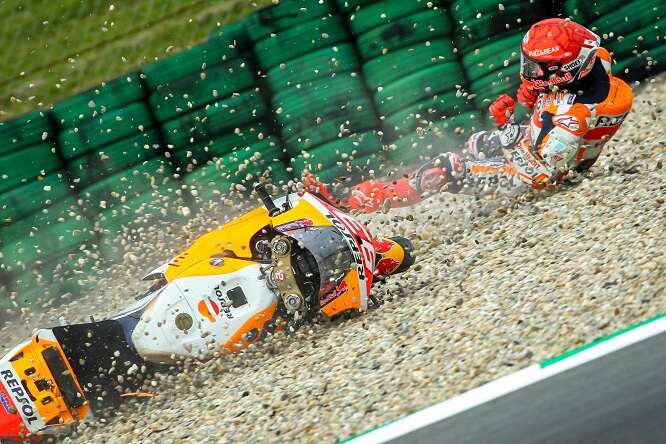 MotoGP | La caduta di Marquez nelle PL2 di Assen