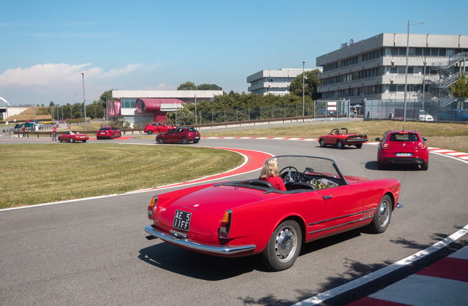 Alfa Romeo, 111 anni di emozioni da rivivere in un video