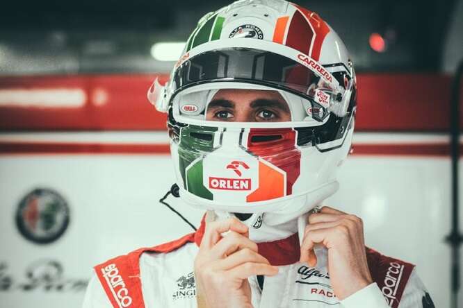 Giovinazzi verso Baku: “Fiduciosi dopo Monaco”