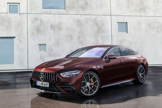 Mercedes AMG GT Coupé 4 porte, aumenta il comfort