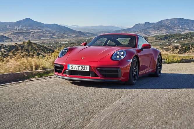 Porsche 911 GTS, ancora più sportiva