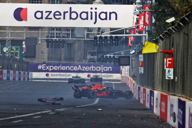 f1 verstappen baku