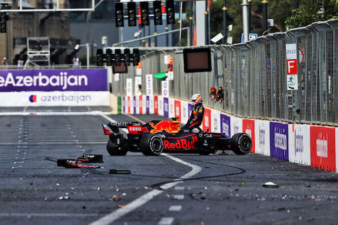 Pirelli, chiuse le analisi sugli incidenti di Stroll e Verstappen a Baku