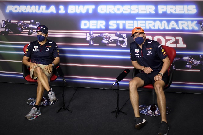 Perez: “Cruciale aiutare Max, lui farebbe lo stesso”