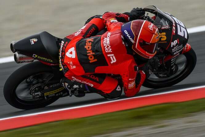 Moto3 | Assen, qualifiche: Alcoba, pole e record