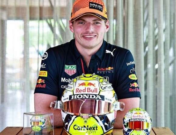 Verstappen, casco speciale per l’Austria