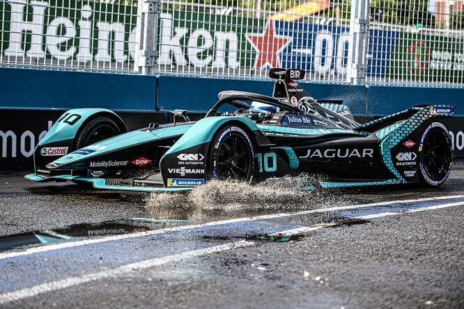 Formula E ePrix New York 2021 Bird Jaguar pozzanghera