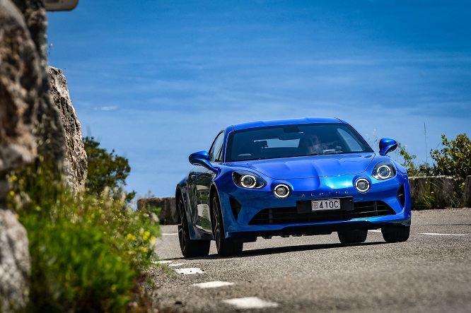 Polizia francese a gran velocità: ordinate 26 Alpine A110