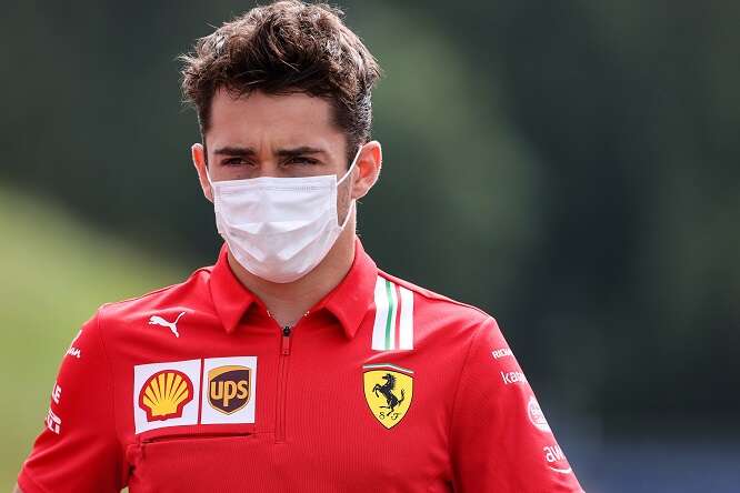 Leclerc, primo contatto (virtuale) con la Ferrari 2022