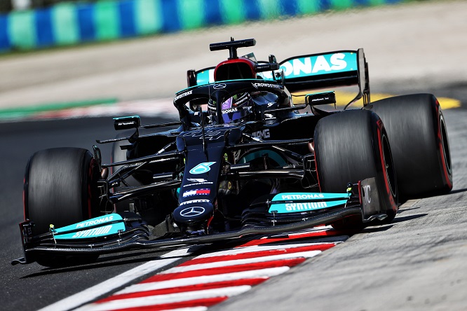 F1 / GP Ungheria 2021, Qualifiche: Hamilton-Bottas, poi Max