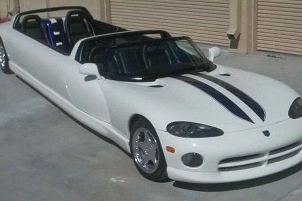 Nessuno vuole comprare la Viper in versione limo