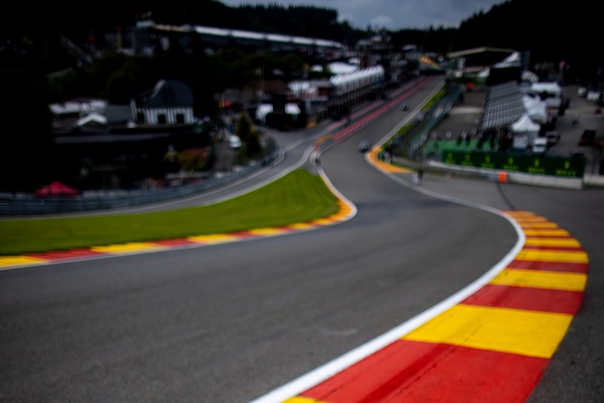 Eau Rouge e Raidillon, piovono critiche