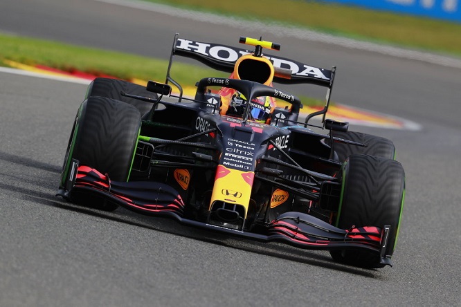 F1 / GP Belgio 2021, PL3: 1-2 Red Bull con pista umida, Verstappen davanti
