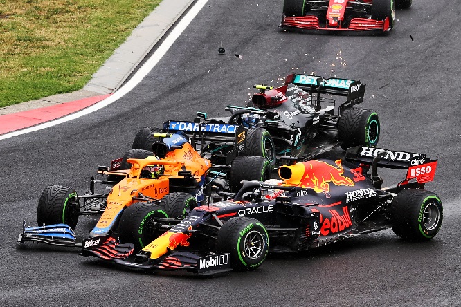 Verstappen: “Bottas ha fatto una ca**ata”