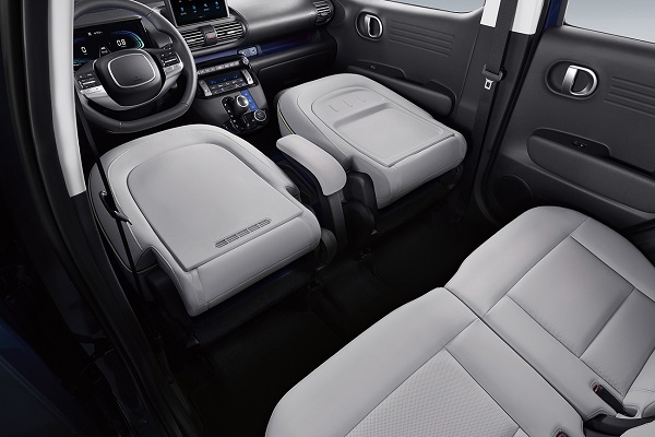 Hyundai Casper, sedili anteriori richiudibili al 100% - Mondo Auto