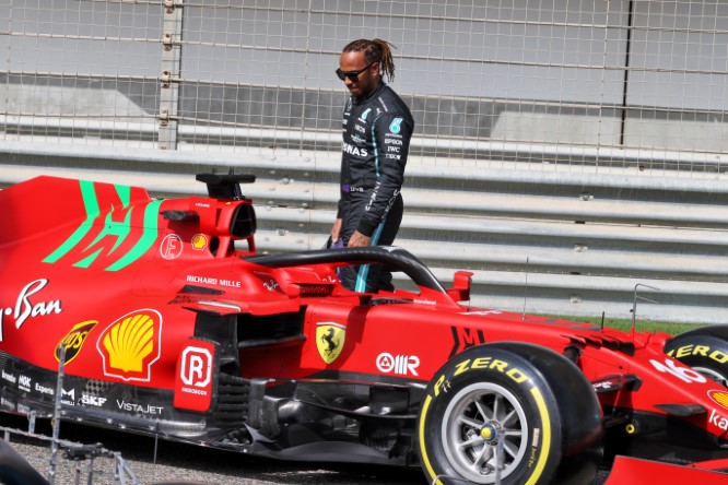 Hamilton: “Non saprò mai perché non sono andato alla Ferrari”