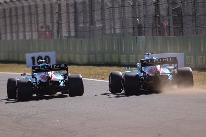 Alonso e la doppia partenza di Monza: “Io e Ocon ci terremo del margine”