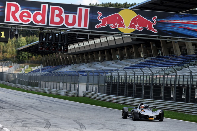 BAC Mono R batte LaFerrari e conquista il Red Bull Ring