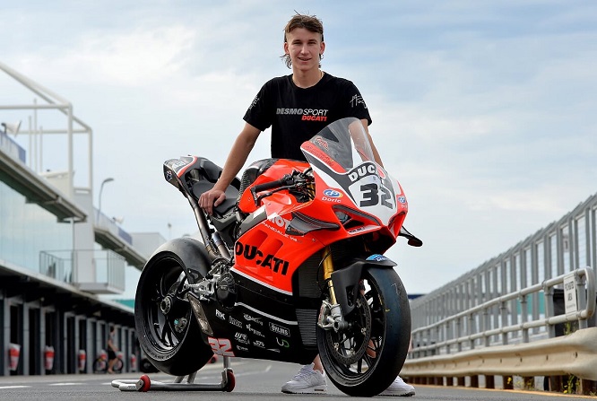 WorldSSP / Ducati conferma la trattativa con Oli Bayliss