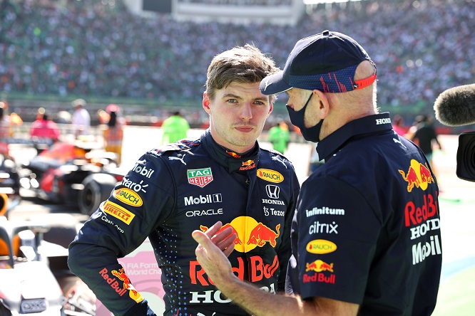 Ufficiale: 5 posizioni di penalità a Verstappen