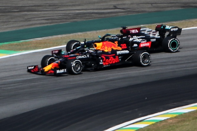 ‘Caso Verstappen’, piloti preoccupati da incoerenza nelle decisioni