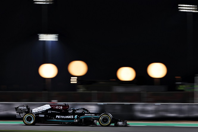 Losail preoccupa Hamilton: “Per ora sono lontano”