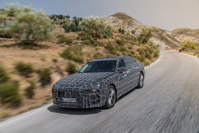 BMW i7, test a condizioni estreme per l’elettrica