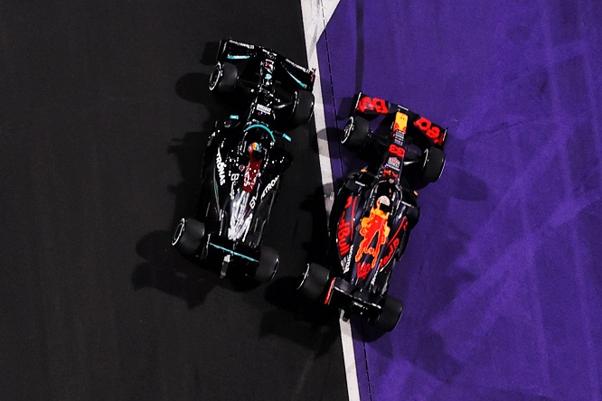 Arabia Saudita, Ecclestone: “Verstappen ingiustamente penalizzato”