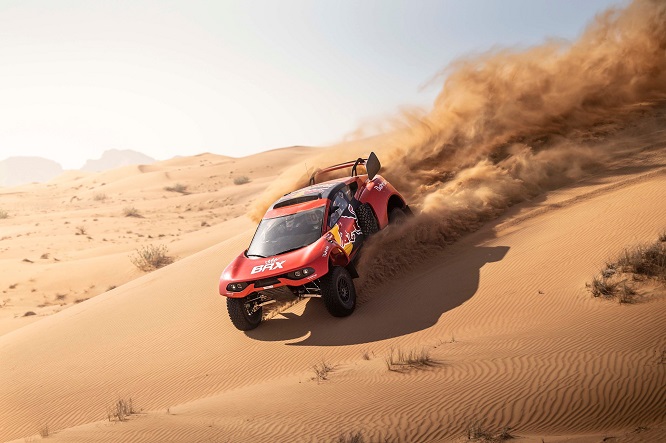 Dakar 2022 / Odissea Loeb: “250 km con due ruote motrici”