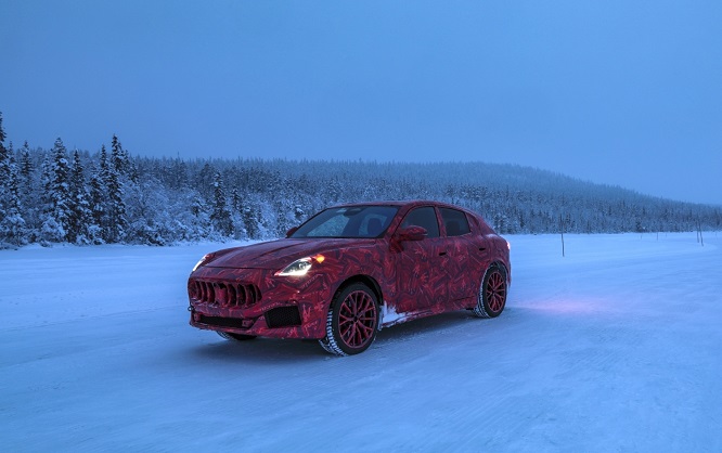Maserati Grecale, test invernali in Svezia