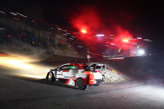 WRC / Rally Monte-Carlo, PS 1-2: Ogier piega Loeb sul Turini