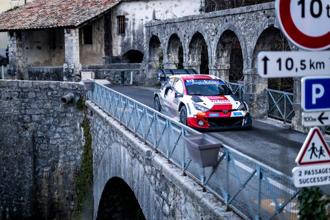 WRC / Rally Monte Carlo, PS11: Ogier spezza l&#8217;equilibrio assoluto