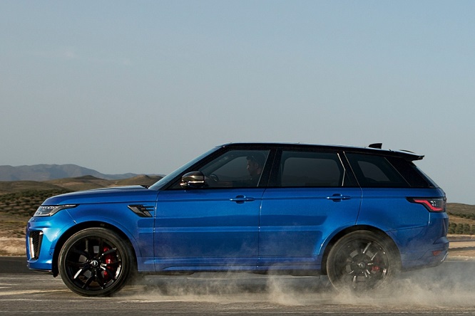 Range Rover Sport, la nuova era arriva a maggio