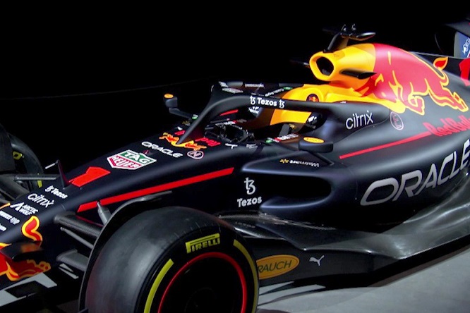 Red Bull, presentata la RB18: rivivi la diretta