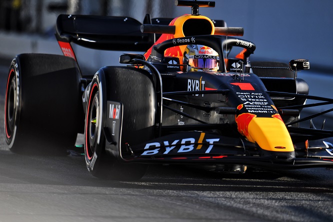 F1 / Analisi tecnica Red Bull RB18: furba e sorprendente