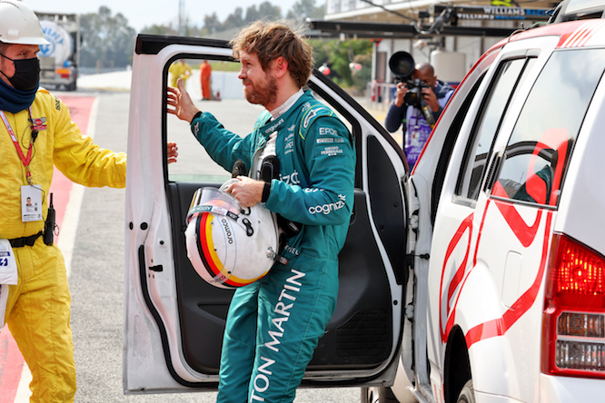 Vettel: “Tornerò il prima possibile”