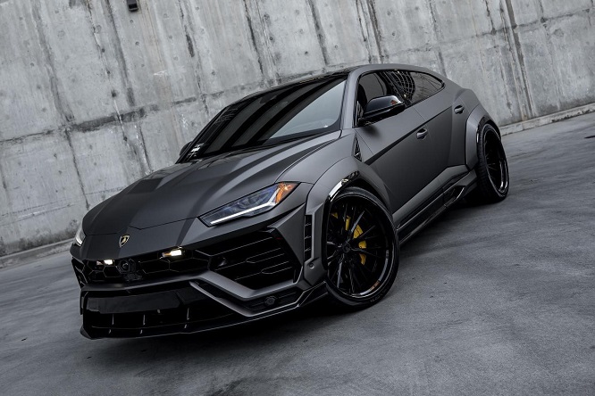 Lamborghini Urus, una versione da Gotham City