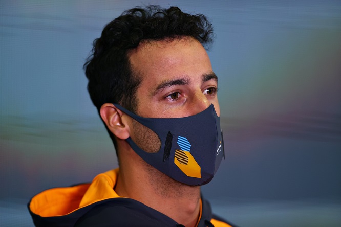 McLaren senza pace: Ricciardo positivo al Covid