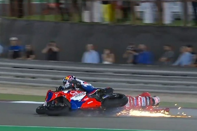 MotoGP | Disastro Ducati ufficiale: out Miller, Bagnaia stende Martin