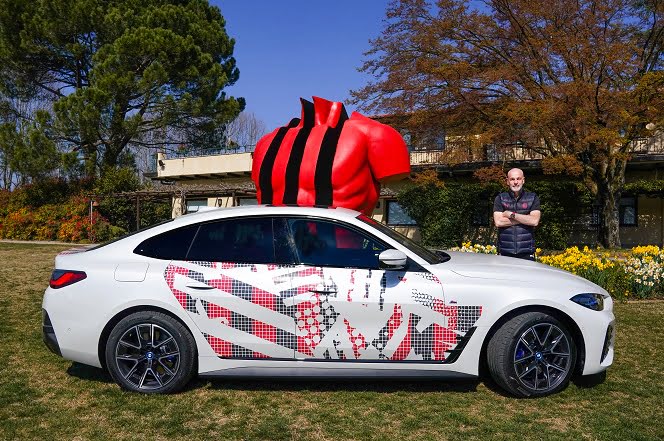 BMW i4, versione speciale dedicata al Milan