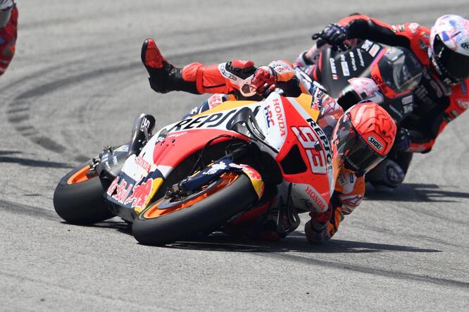 MotoGP / Marquez e i limiti del braccio: “Cerco di sopperire con le gambe”