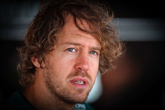 Vettel: piccolo infortunio e poche aspettative sulle novità Aston Martin